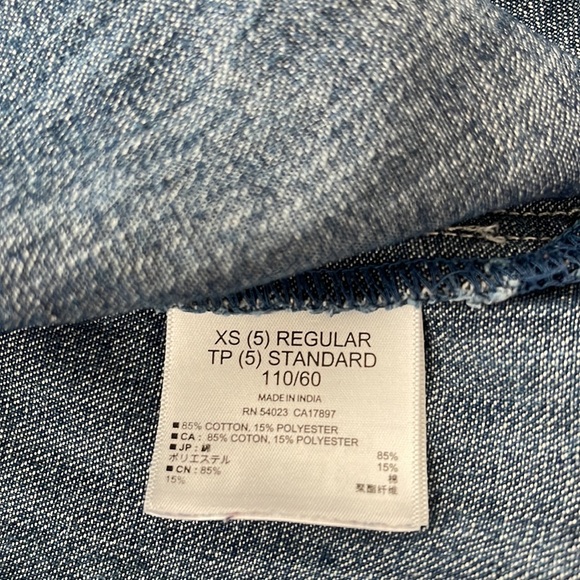 Girl’s button down shirts size XS (4-5) - Picture 9 of 9